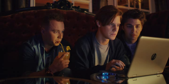 Нажмите для просмотра в оригинальном размере